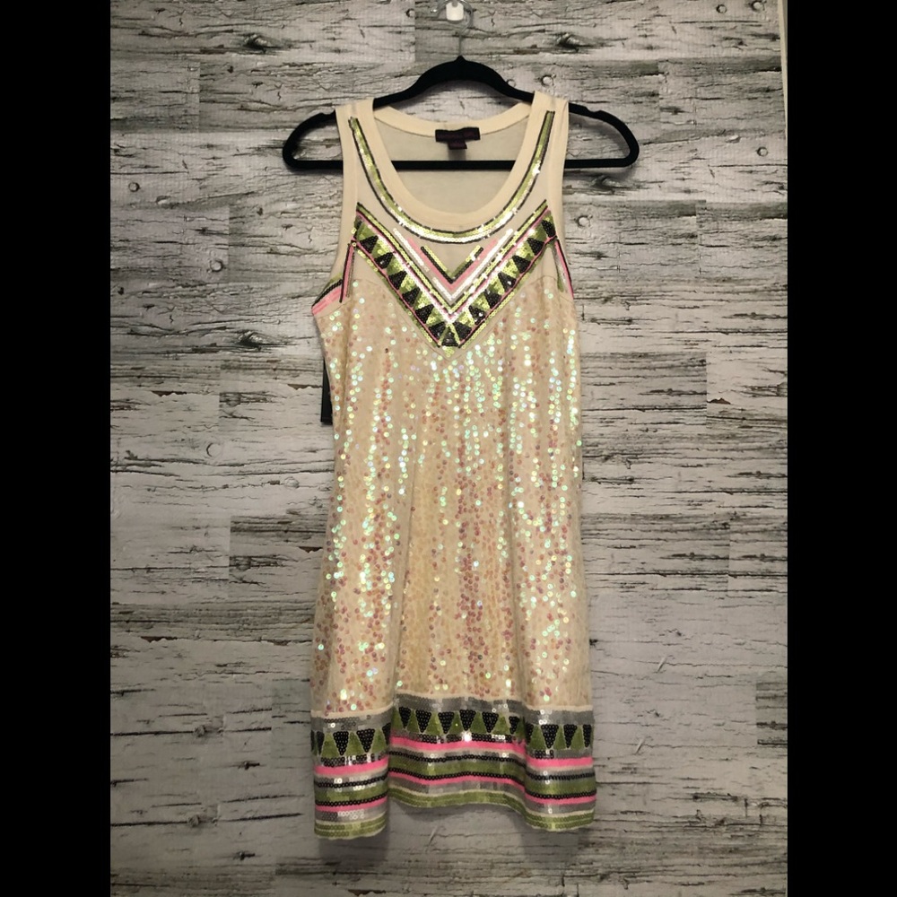Material Girl NWT 💋 sequinned fronted dress